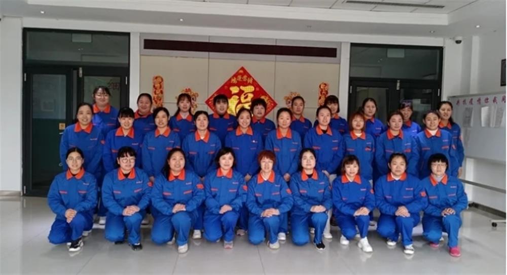 巾帼绽芳华！金钟科技平台精密仪器车间应变计班：精密仪器生产线上的“解题人”